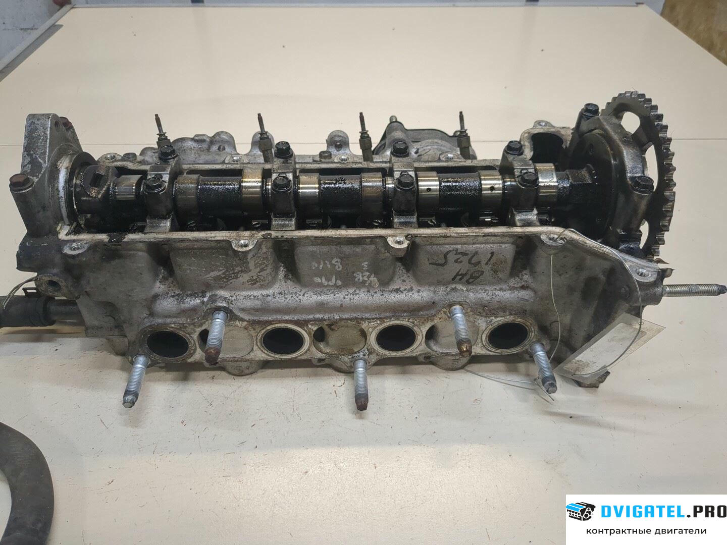 Головка блока цилиндров (ГБЦ) Mini Cooper R50 / 53 2001 - 2006 1ND 1.4 л., Дизель, Турбо, артикул 8730728
